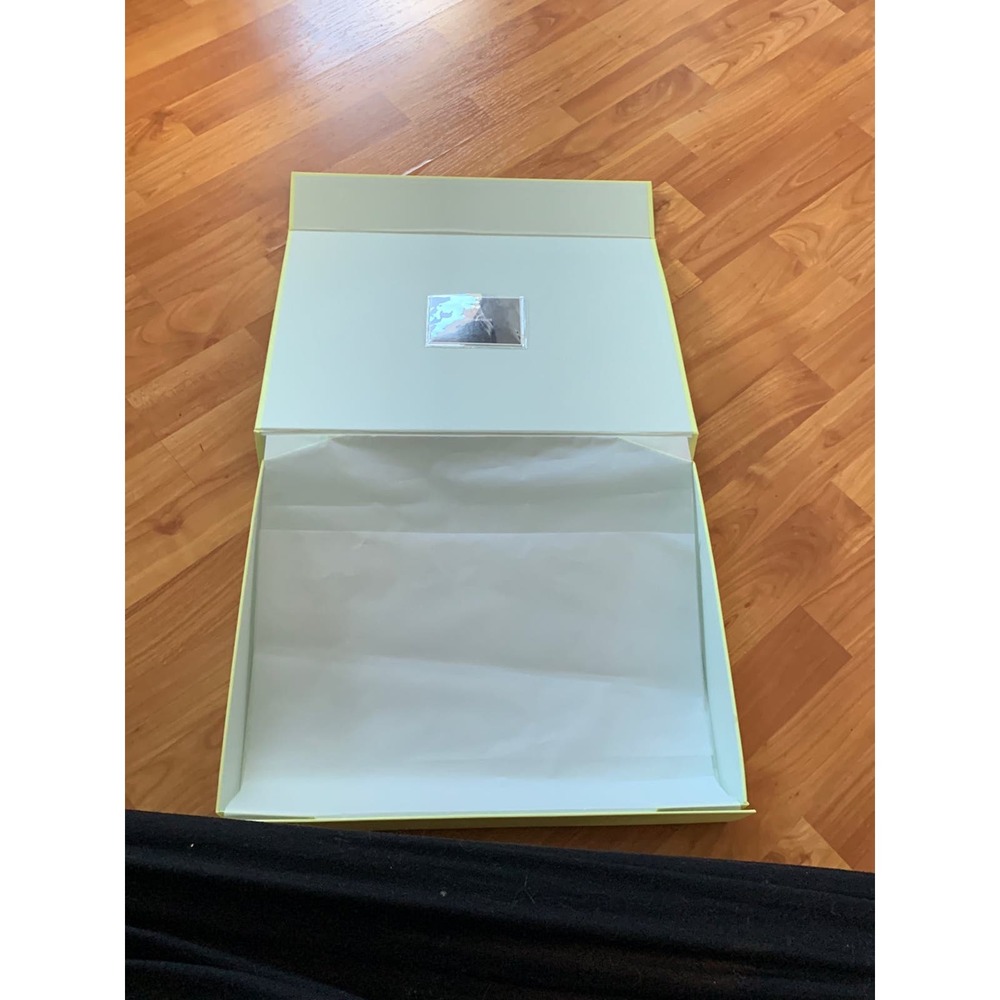 Self‎ Portrait empty box - Picture 5 of 9
